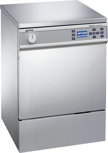 Моюще-дезинфицирующие машины Smeg GW 3060 SC